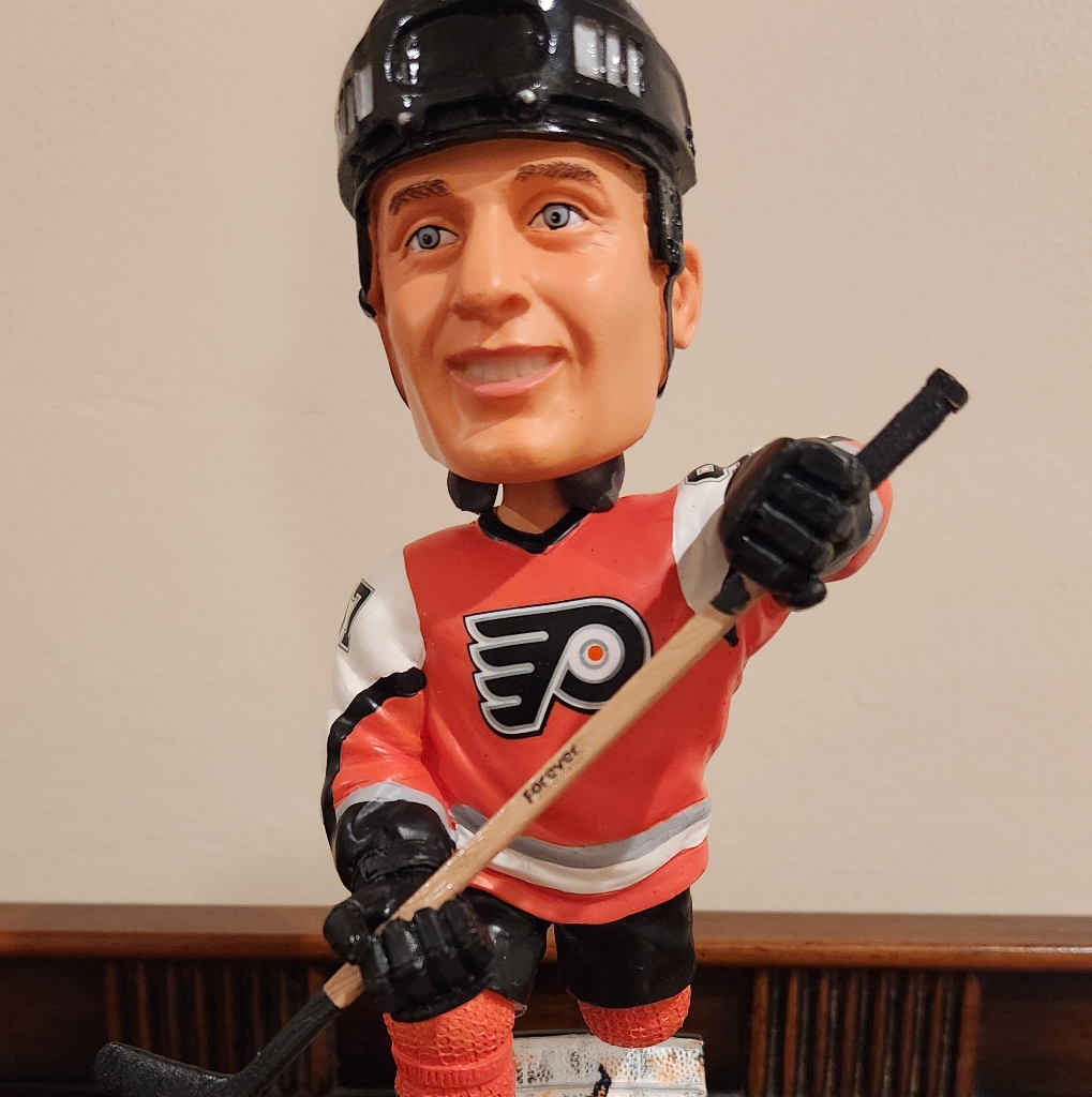 Hockey Player Bobblehead Figurine